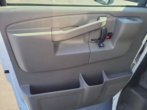 New 2024 Chevrolet Express 3500 w/ Power Convenience Package image 19