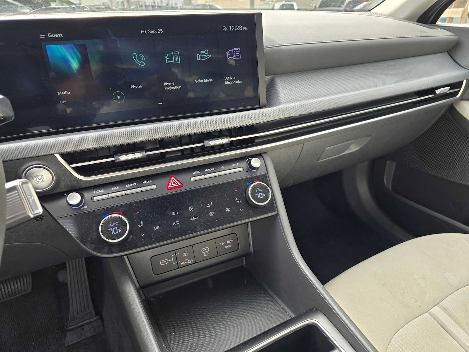 Used 2024 Hyundai Sonata SEL FWD image 25