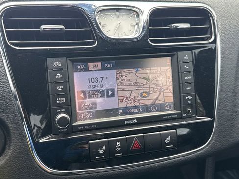 Used 2012 Chrysler 200 S image 21