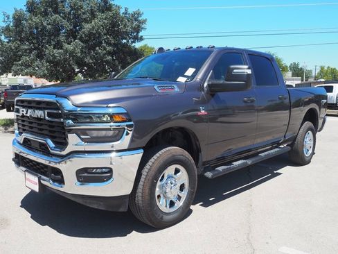 Used 2025 RAM 2500 Tradesman AWD/4WD image 2