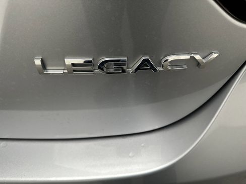 Used 2025 Subaru Legacy Premium AWD/4WD image 12