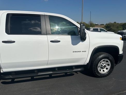 Used 2024 Chevrolet Silverado 3500 W/T image 7