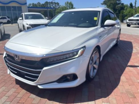 Used 2021 Honda Accord Touring image 1