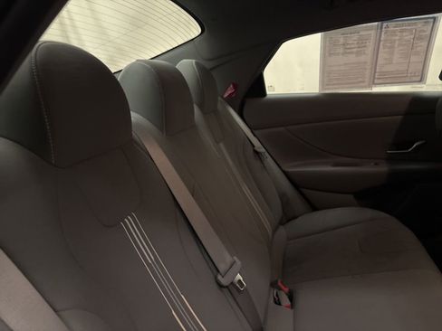 Used 2024 Hyundai Elantra SEL image 20