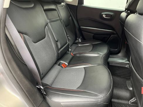 Used 2020 Jeep Compass Trailhawk AWD/4WD image 21