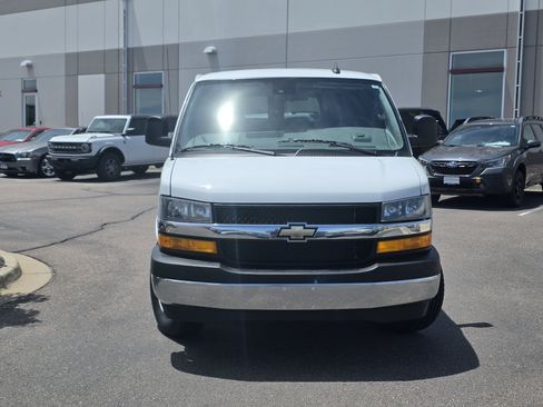 Used 2024 Chevrolet Express 3500 LT w/ LT Preferred Equipment Group RWD image 2
