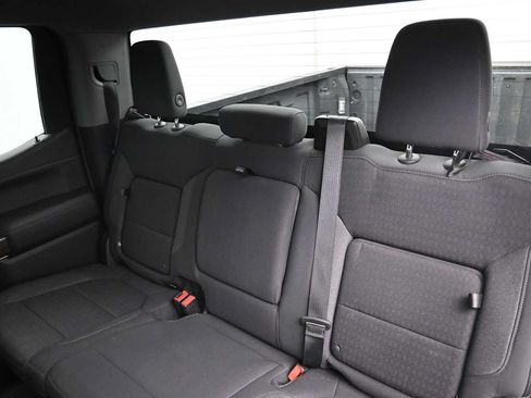 Used 2022 Chevrolet Silverado 1500 RST AWD/4WD image 12