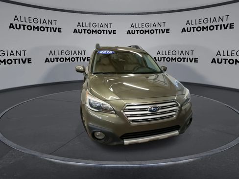 Used 2016 Subaru Outback 2.5i Limited image 5