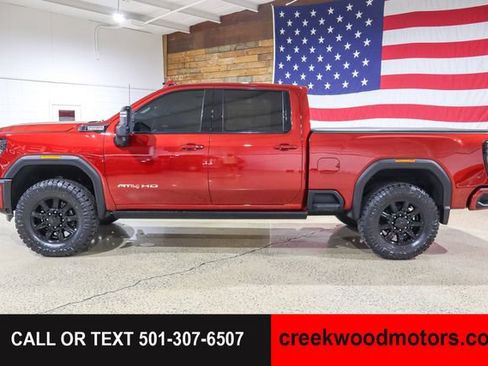 Used 2024 GMC Sierra 2500 AT4 w/ AT4 Premium Plus Package AWD/4WD image 5