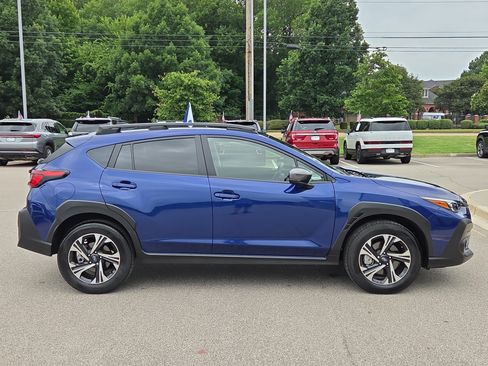 Used 2025 Subaru Crosstrek 2.5i Premium AWD/4WD image 2