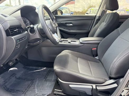 Certified 2024 Nissan Sentra SV FWD image 19