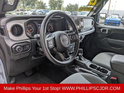 Certified 2025 Jeep Wrangler Sport AWD/4WD image 15