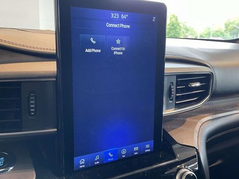 Used 2021 Ford Explorer Platinum w/ Equipment Group 601A AWD/4WD image 28