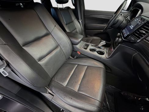 Used 2021 Jeep Grand Cherokee Limited image 15