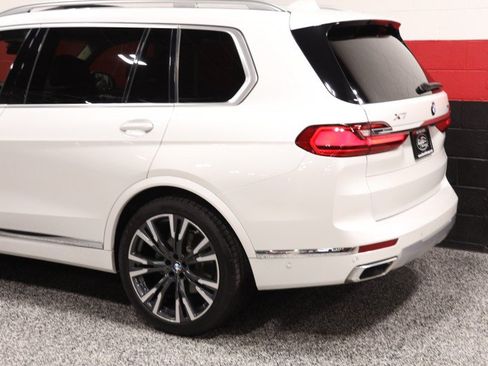Used 2019 BMW X7 xDrive40i w/ Premium Package AWD/4WD image 26