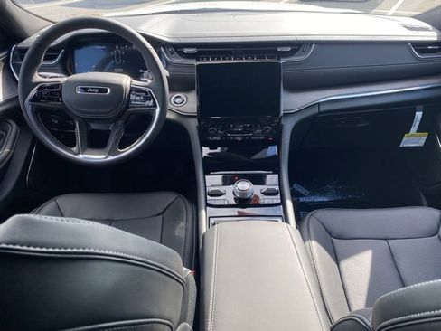 New 2025 Jeep Grand Cherokee L Overland w/ Trailer Tow Package image 55