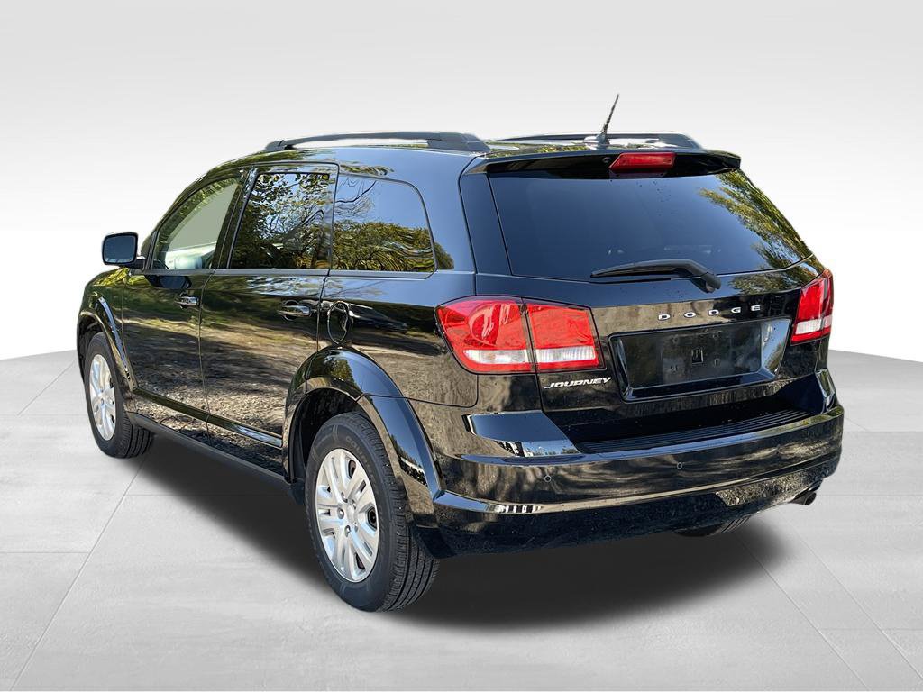 Used 2016 Dodge Journey SE w/ Flexible Seating Group FWD image 9