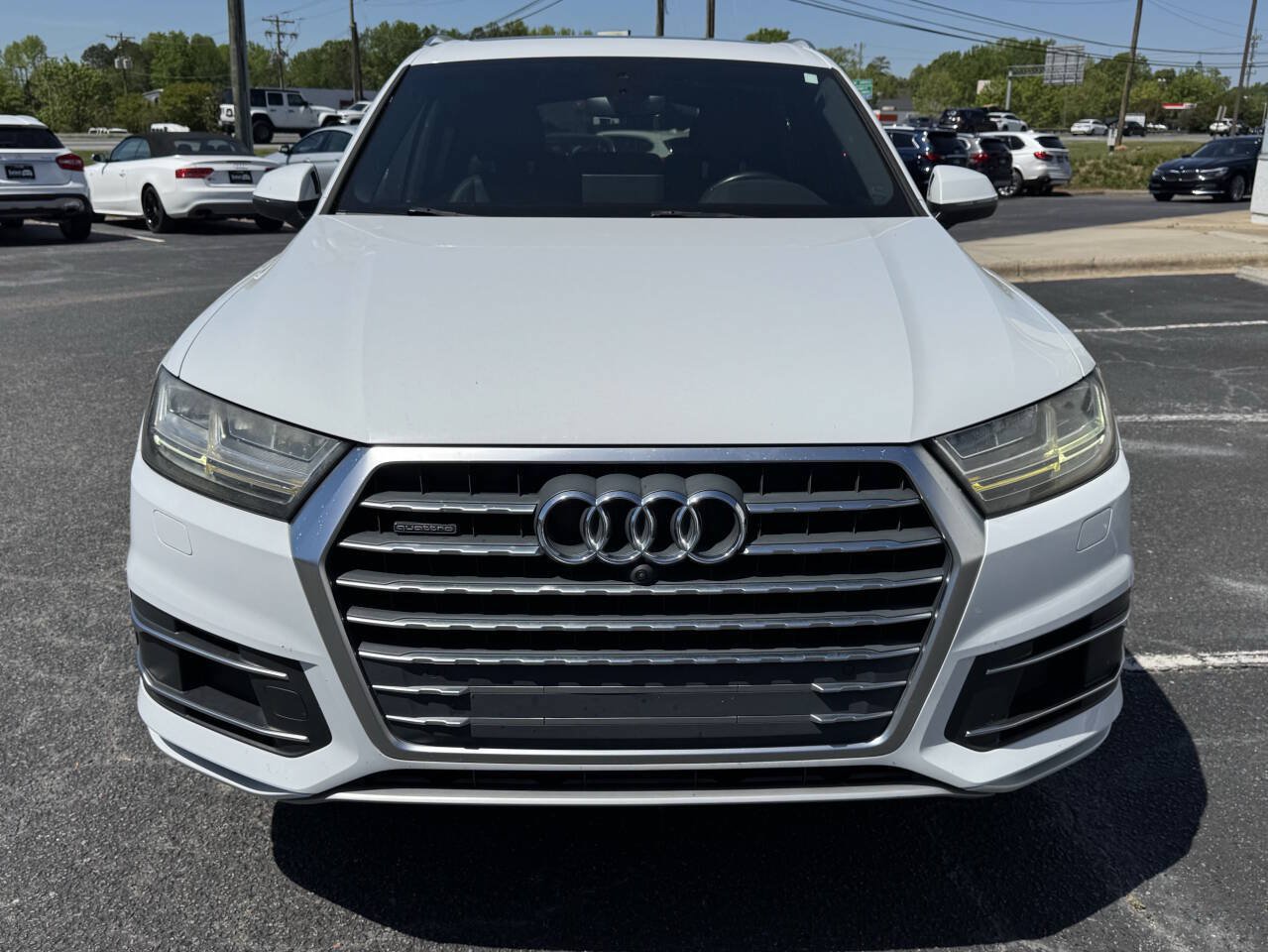 Used 2017 Audi Q7 2.0T Premium Plus w/ Premium Plus Package AWD/4WD image 2