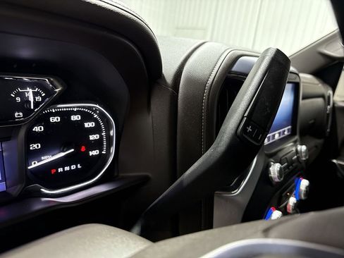 Used 2020 GMC Sierra 1500 SLT image 16