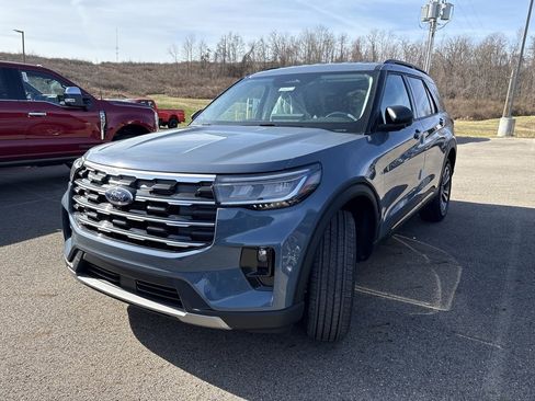 New 2026 Ford Explorer Active w/ Active Comfort Package image 1