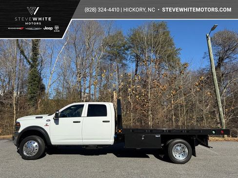 New 2026 RAM 5500 Tradesman w/ Chrome Appearance Group image 1