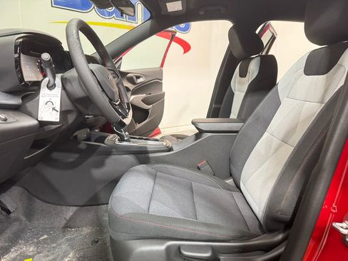 New 2026 Chevrolet Trax RS w/ Driver Confidence Package image 8