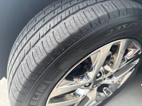 Used 2019 Kia Sorento SX FWD image 15