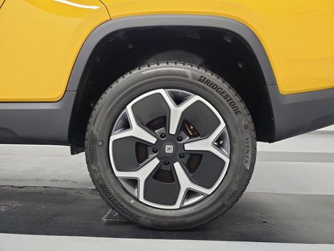 Used 2023 Rivian R1T Adventure AWD/4WD image 10