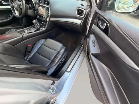 Used 2016 Nissan Maxima 3.5 SL FWD image 9
