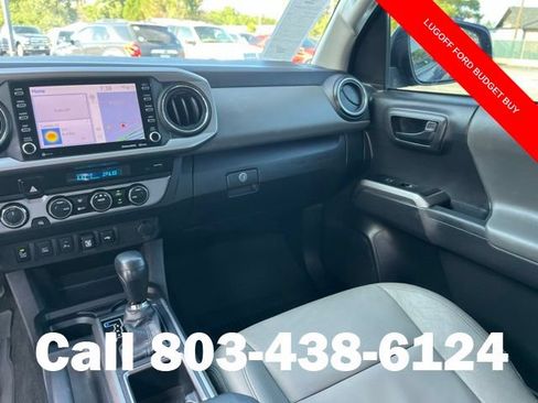 Used 2023 Toyota Tacoma SR5 AWD/4WD image 17