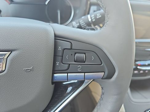 Used 2024 Cadillac XT6 Premium Luxury AWD/4WD image 23