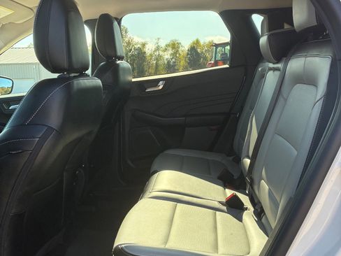 Used 2024 Ford Escape Platinum image 23