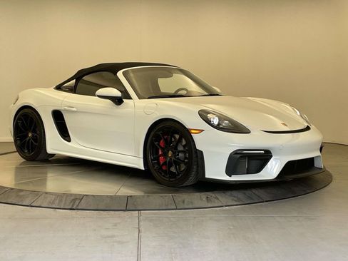 Used 2021 Porsche 718 Boxster Spyder RWD image 9