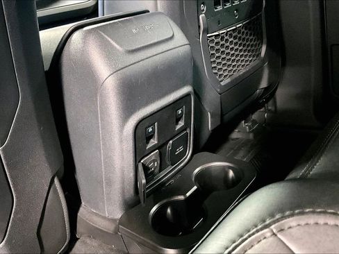 Used 2023 Ford Bronco Everglades image 30