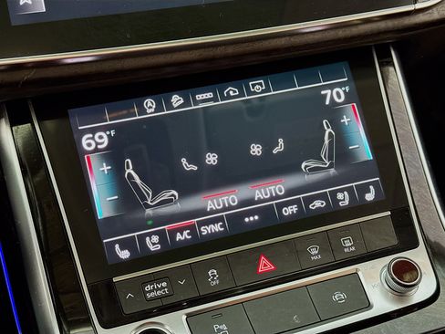 Used 2022 Audi Q8 Premium Plus w/ Premium Plus Package image 21