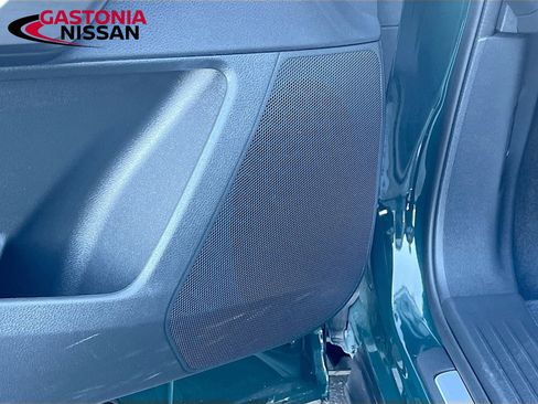 Used 2024 Nissan Pathfinder Platinum w/ Cargo Package image 23