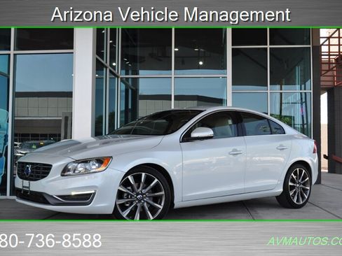 Used 2015 Volvo S60 T5 Premier FWD image 1