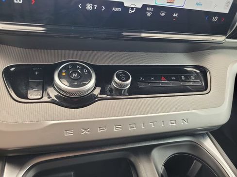 Certified 2025 Ford Expedition Max Active AWD/4WD image 23