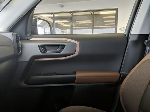 Used 2025 Ford Bronco Sport Outer Banks w/ Outer Banks Tech Package+ image 23