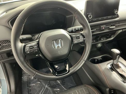 Certified 2025 Honda HR-V Sport image 19