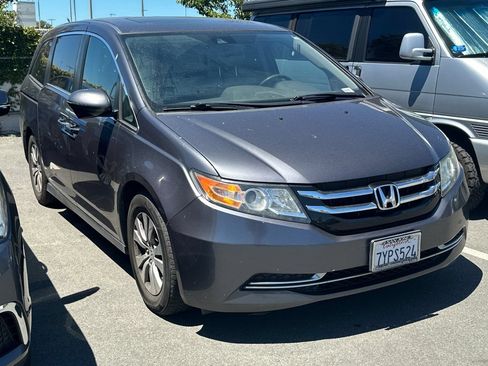 Used 2017 Honda Odyssey EX-L image 2