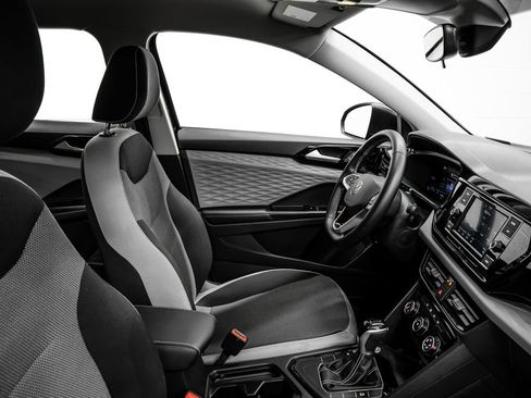 Used 2024 Volkswagen Taos S image 30