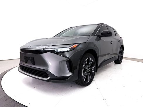 Used 2024 Toyota bZ4X FWD w/ Weather Package image 12