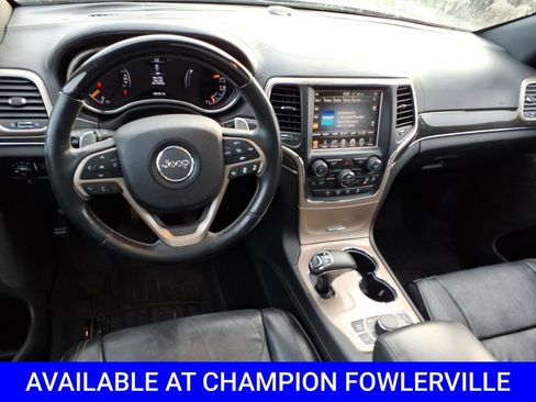 Used 2015 Jeep Grand Cherokee Overland w/ Advanced Technology Group AWD/4WD image 8