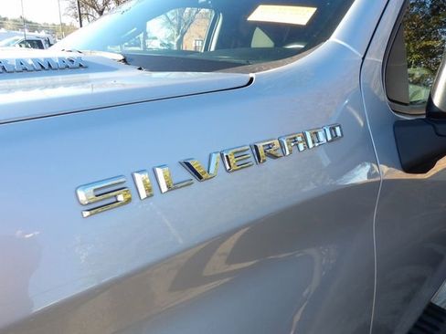 Used 2021 Chevrolet Silverado 1500 LT image 17