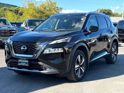 Used 2022 Nissan Rogue SL w/ SL Premium Package image 1