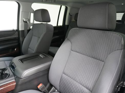 Used 2019 GMC Yukon XL SLE w/ SLE Value Package RWD image 10