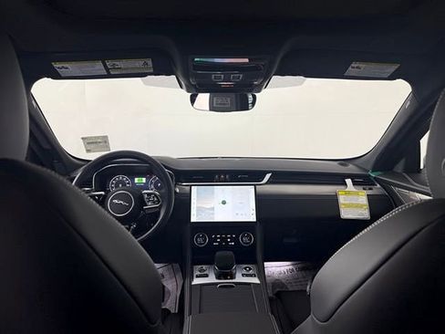 Certified 2026 Jaguar F-PACE R-Dynamic S AWD/4WD image 21