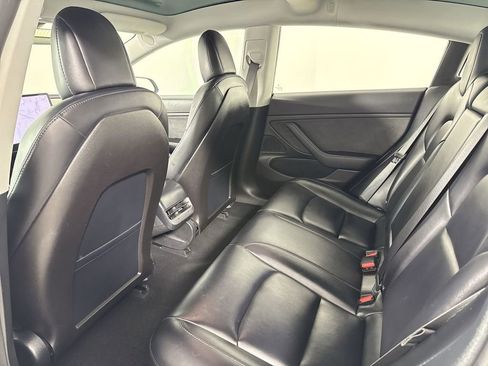 Used 2018 Tesla Model 3 Long Range image 26