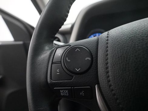 Used 2018 Toyota RAV4 Limited w/ Advanced Technology Package AWD/4WD image 18